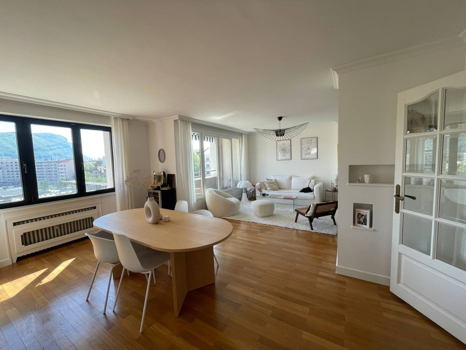 Confort et modernité à louer : Superbe T4 lumineux avec terrasse