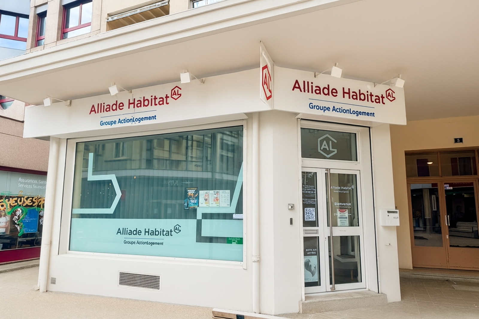 À Vendre : Local commercial plein centre-ville, proche Place Libération - ANNEMASSE