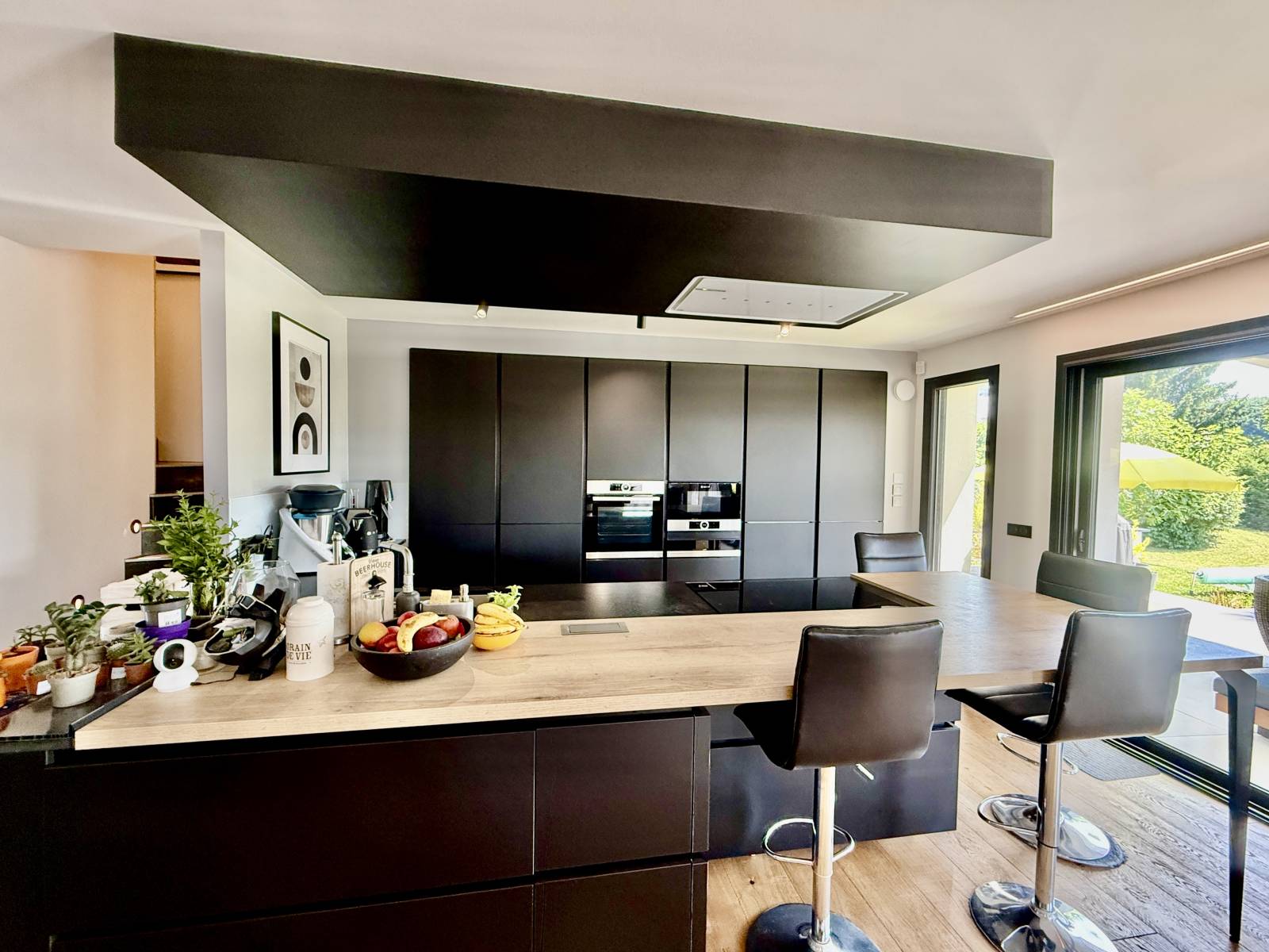 Villa d’architecte avec vue panoramique, piscine et prestations haut de gamme – Ville-la-Grand 74100