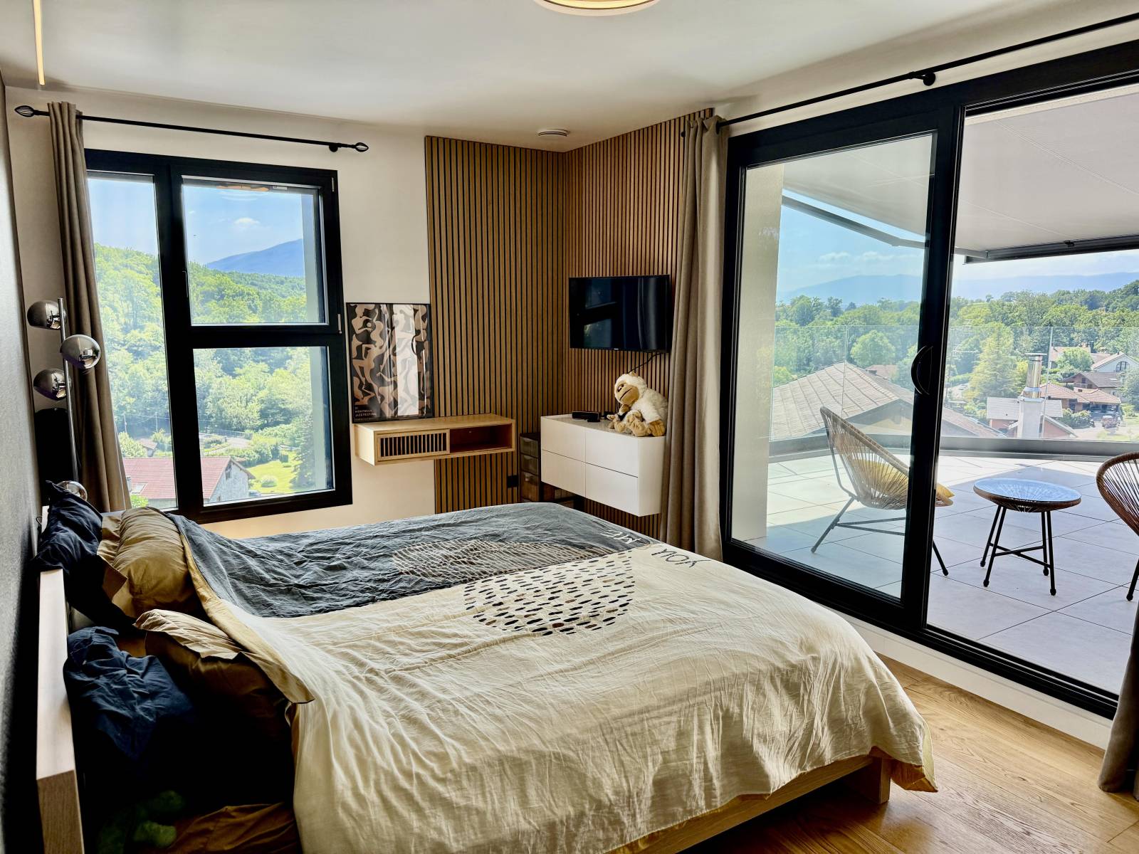 Villa d’architecte avec vue panoramique, piscine et prestations haut de gamme – Ville-la-Grand 74100