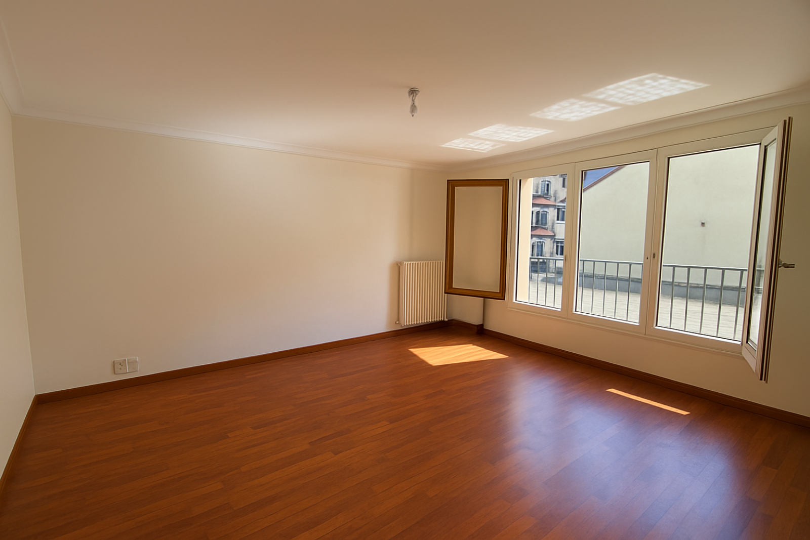 À vendre : Charmant T2 traversant au cœur d'Annemasse