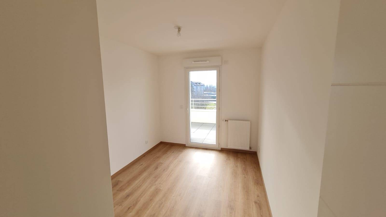 Grand T3 en dernier étage avec garage - Annemasse 74100