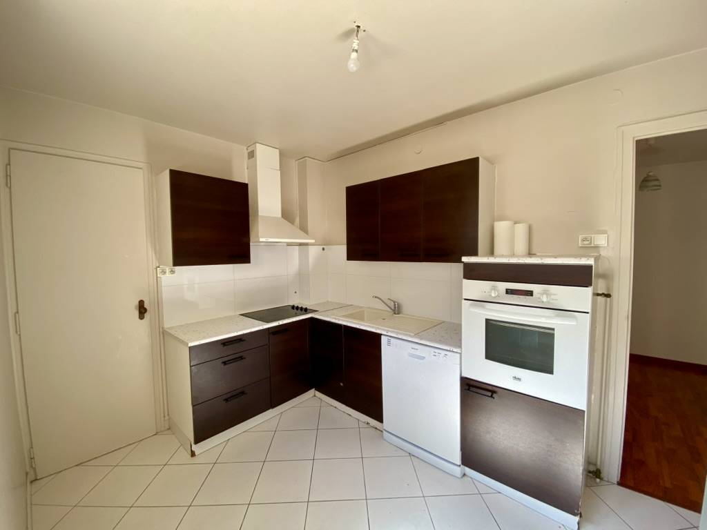 À vendre : Charmant T2 traversant au cœur d'Annemasse