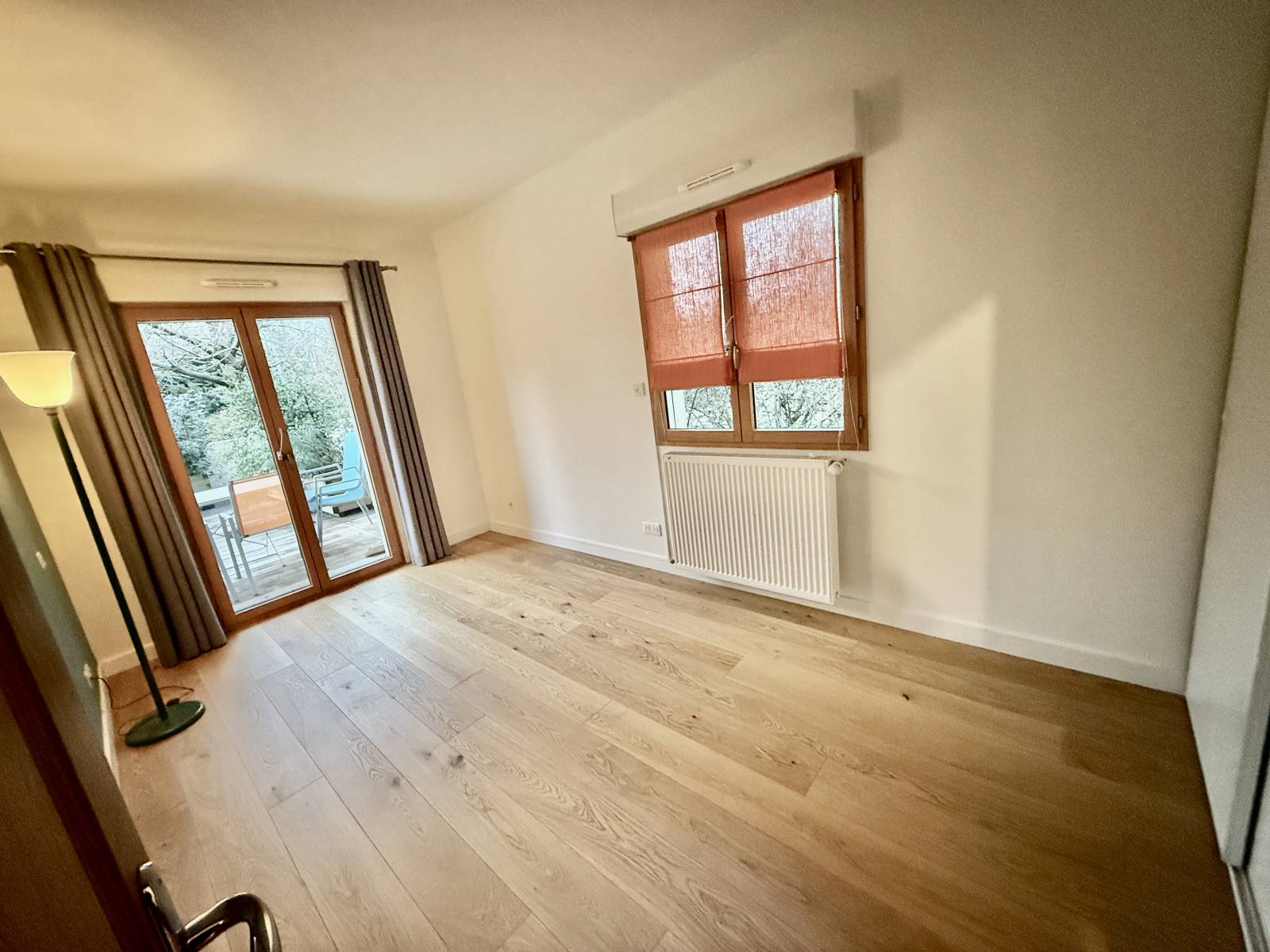 A vendre T4 en RDJ avec grande terrasse et garage double - Centre St Julien en Genevois 74160