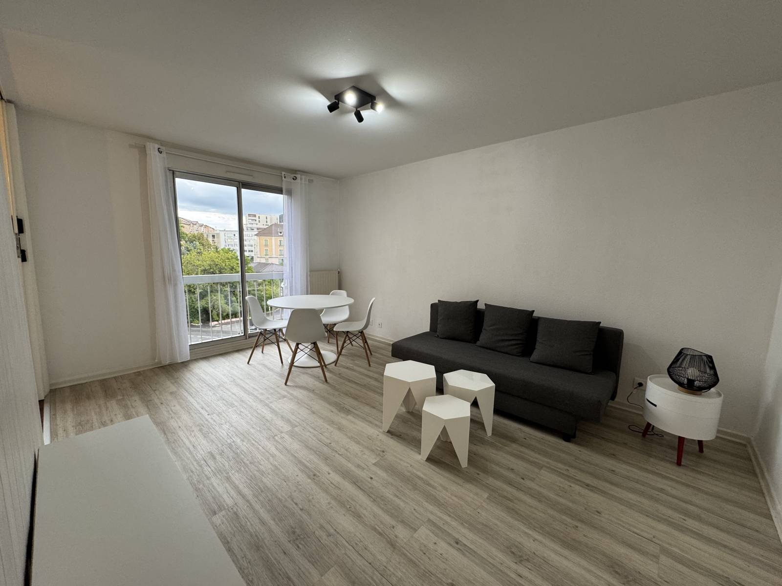 T1 lumineux à Annemasse