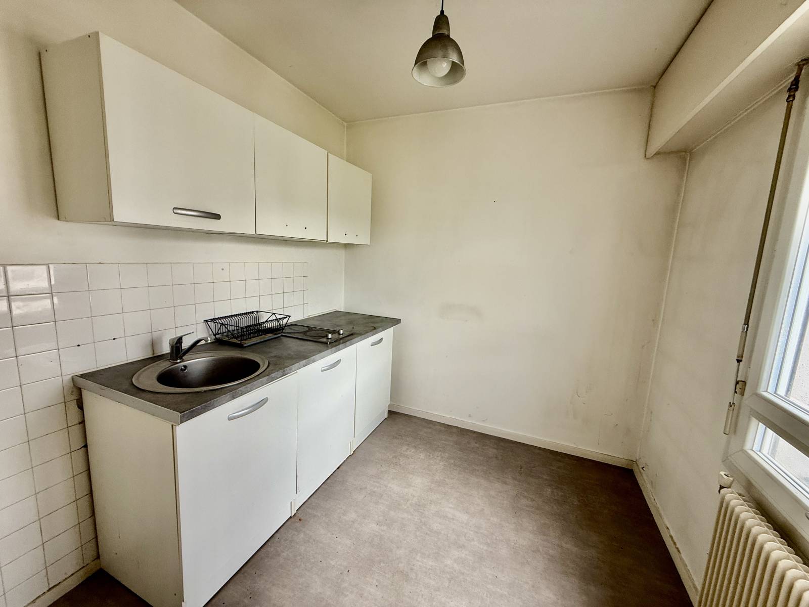 T2 avec cave et parking à vendre - Ferney Voltaire 01210