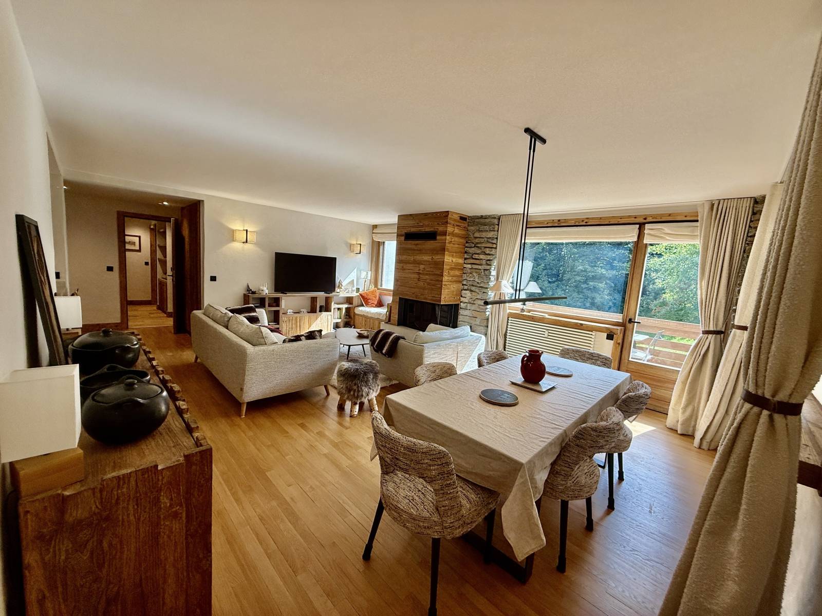 Magnifique T4 refait à neuf proche du centre à Megève