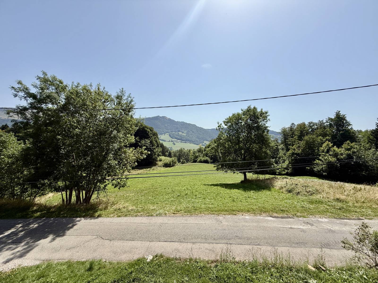 À louer Charmant duplex T4 avec jardin privatif à Burdignin