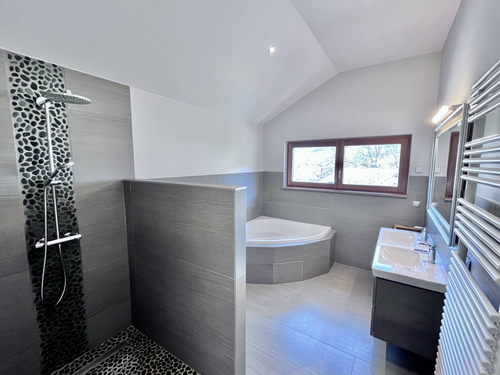 Belle maison moderne avec vue à Archamps 74160