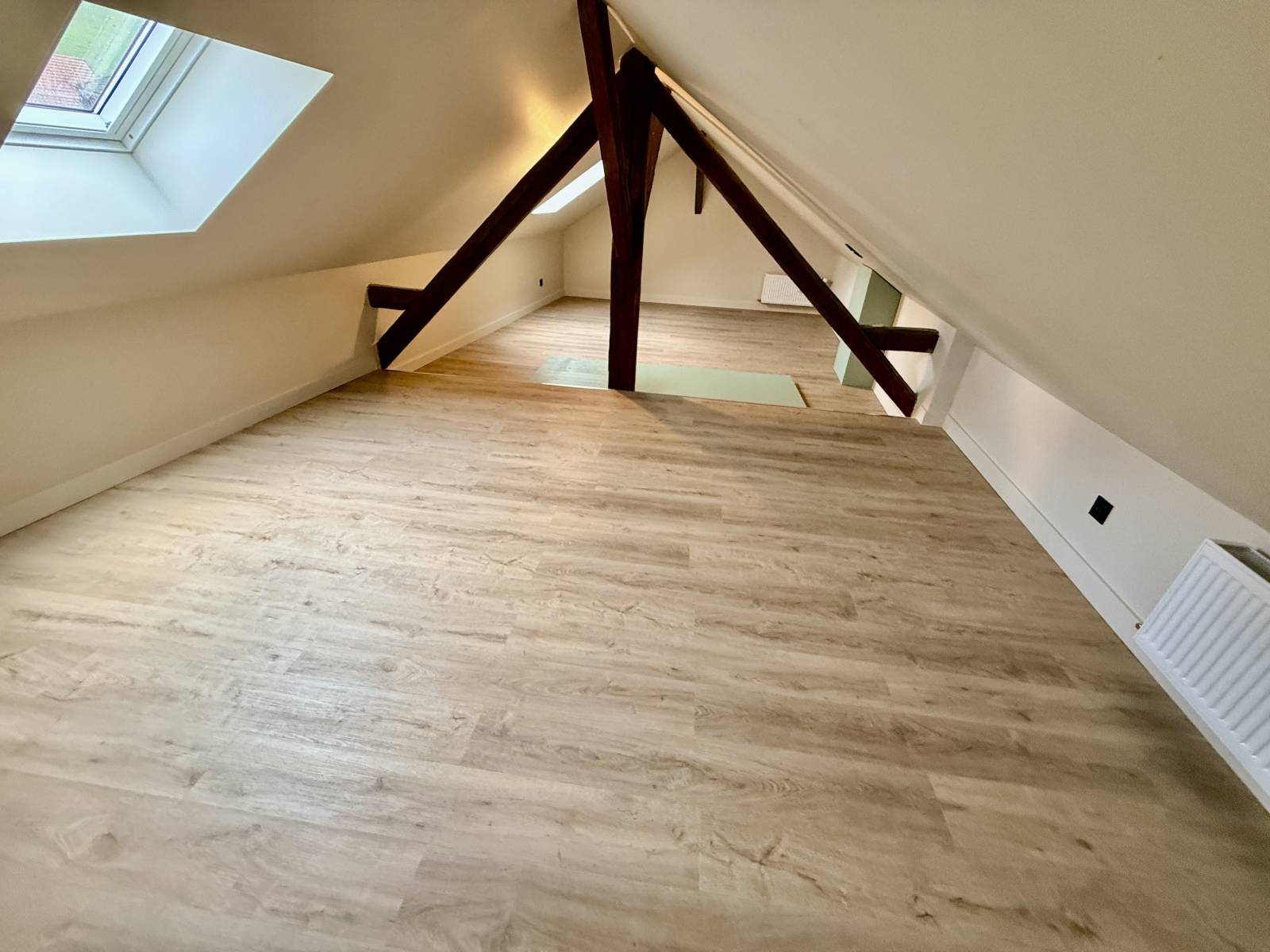 À louer : Maison de ville refaite à neuf à Bonne