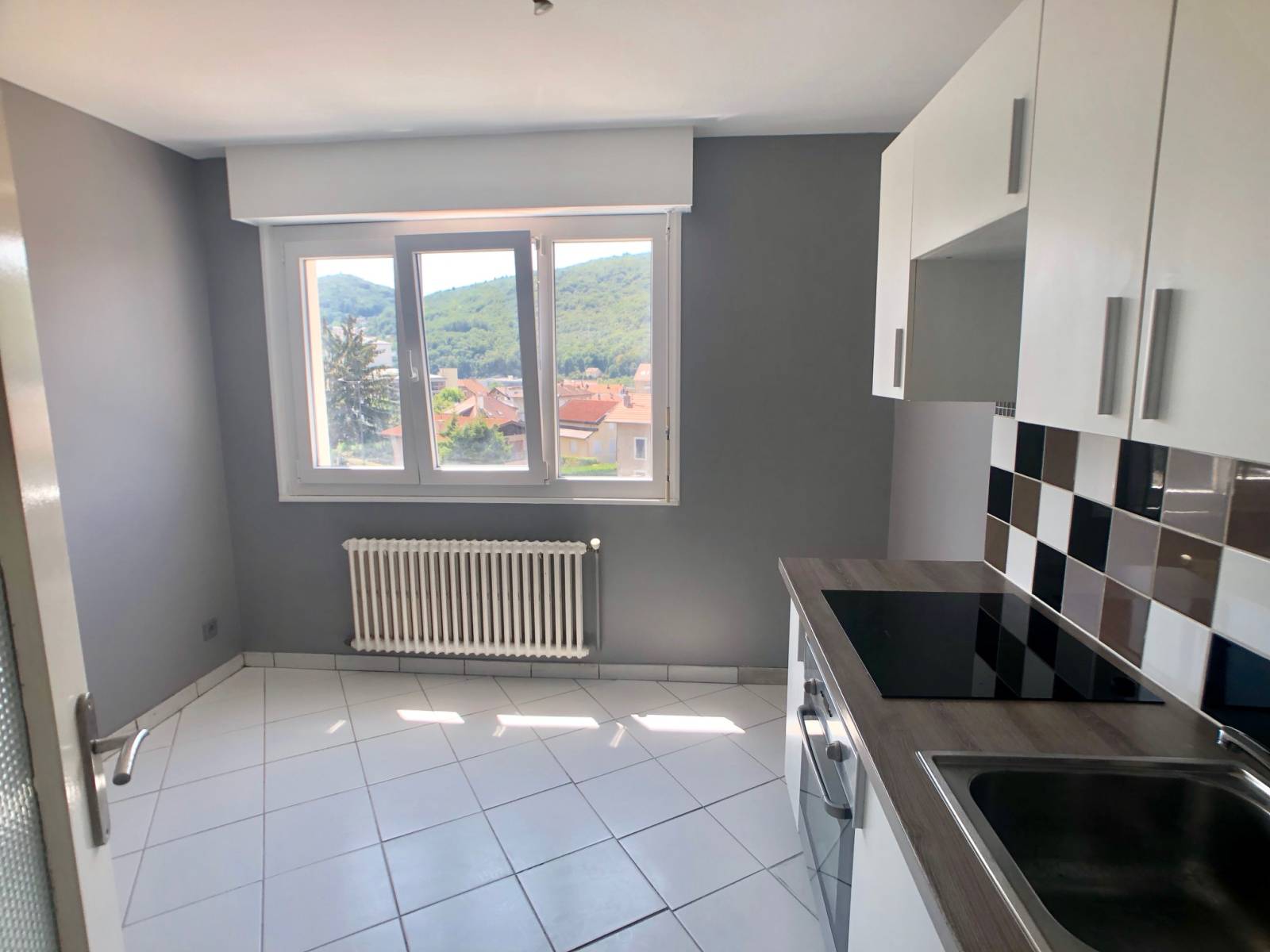 À louer : T2 de 49 m² avec parking et cave