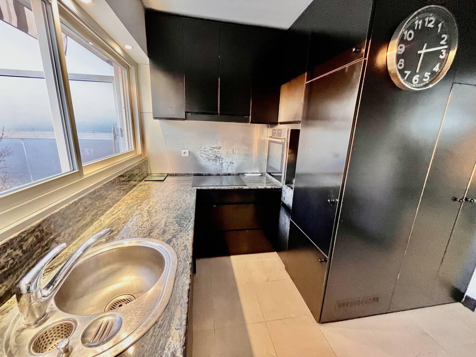 Grand T2 au dernier étage au centre d'Annemasse