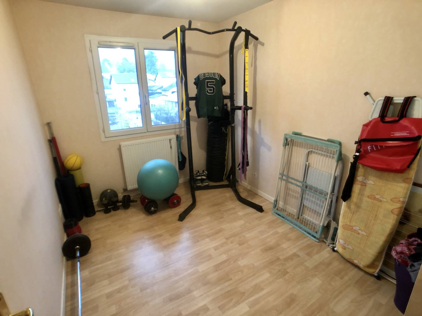 Charmant T3 au Dernier Étage – Terrasse Sud & Vue Montagne