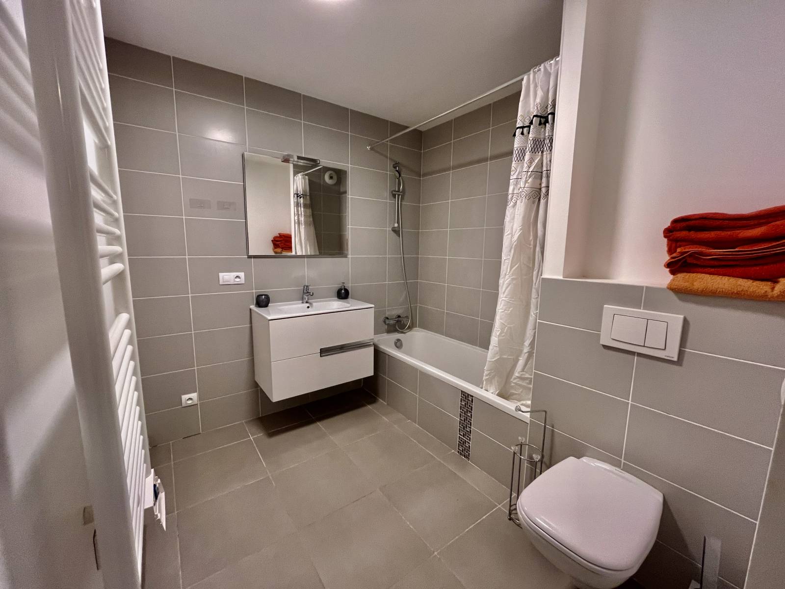 Appartement 4 pièces avec garage double - Vétraz Monthoux  74100