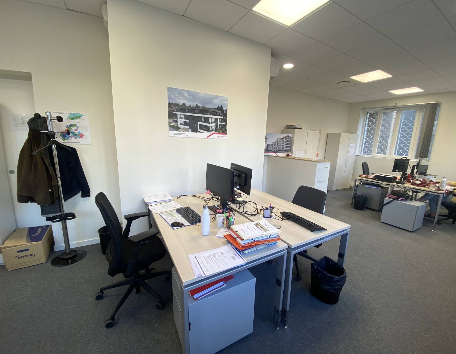 À Vendre : Local commercial plein centre-ville, proche Place Libération - ANNEMASSE