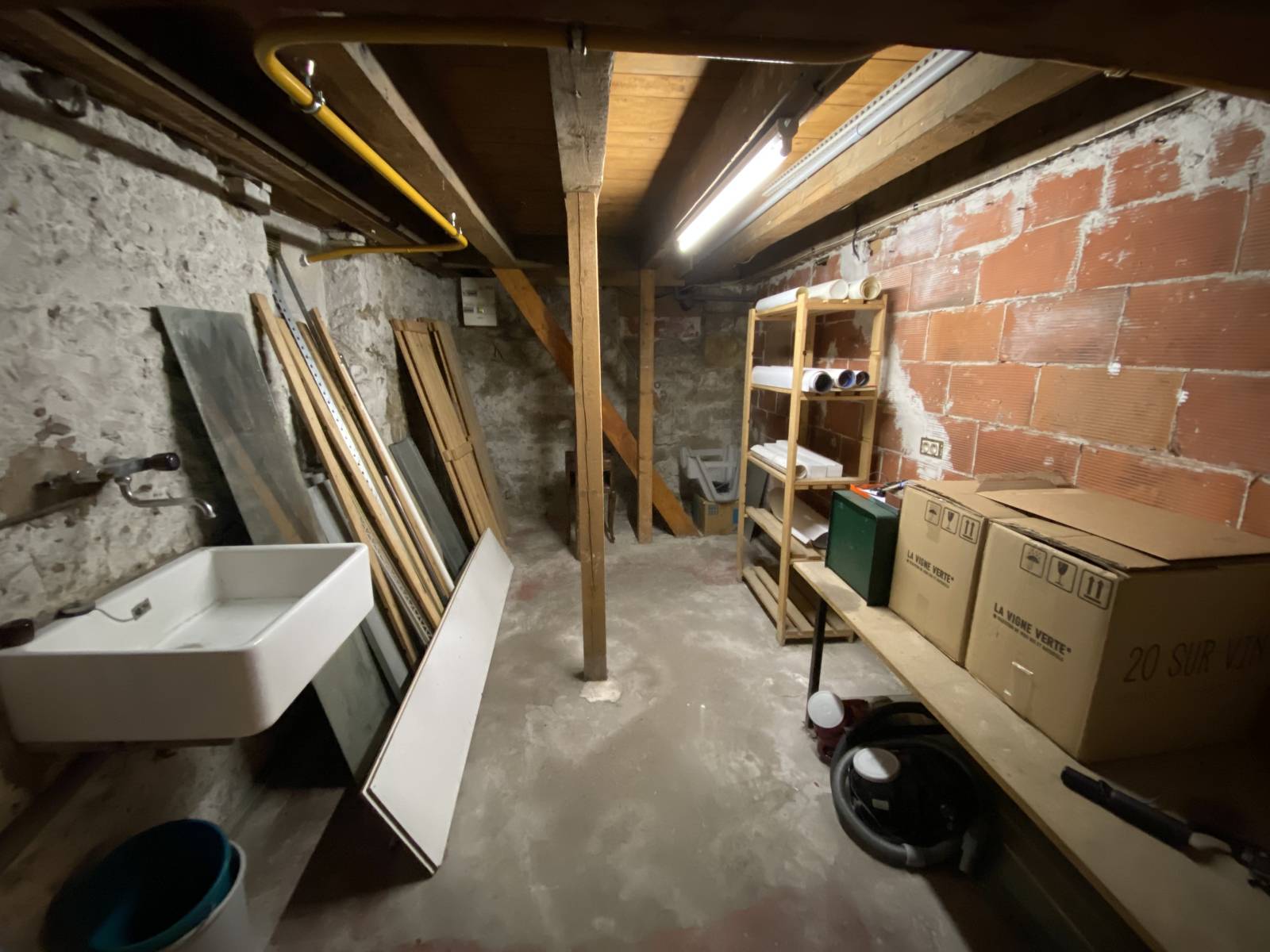 À louer : Local commercial idéalement situé au centre d'Annemasse