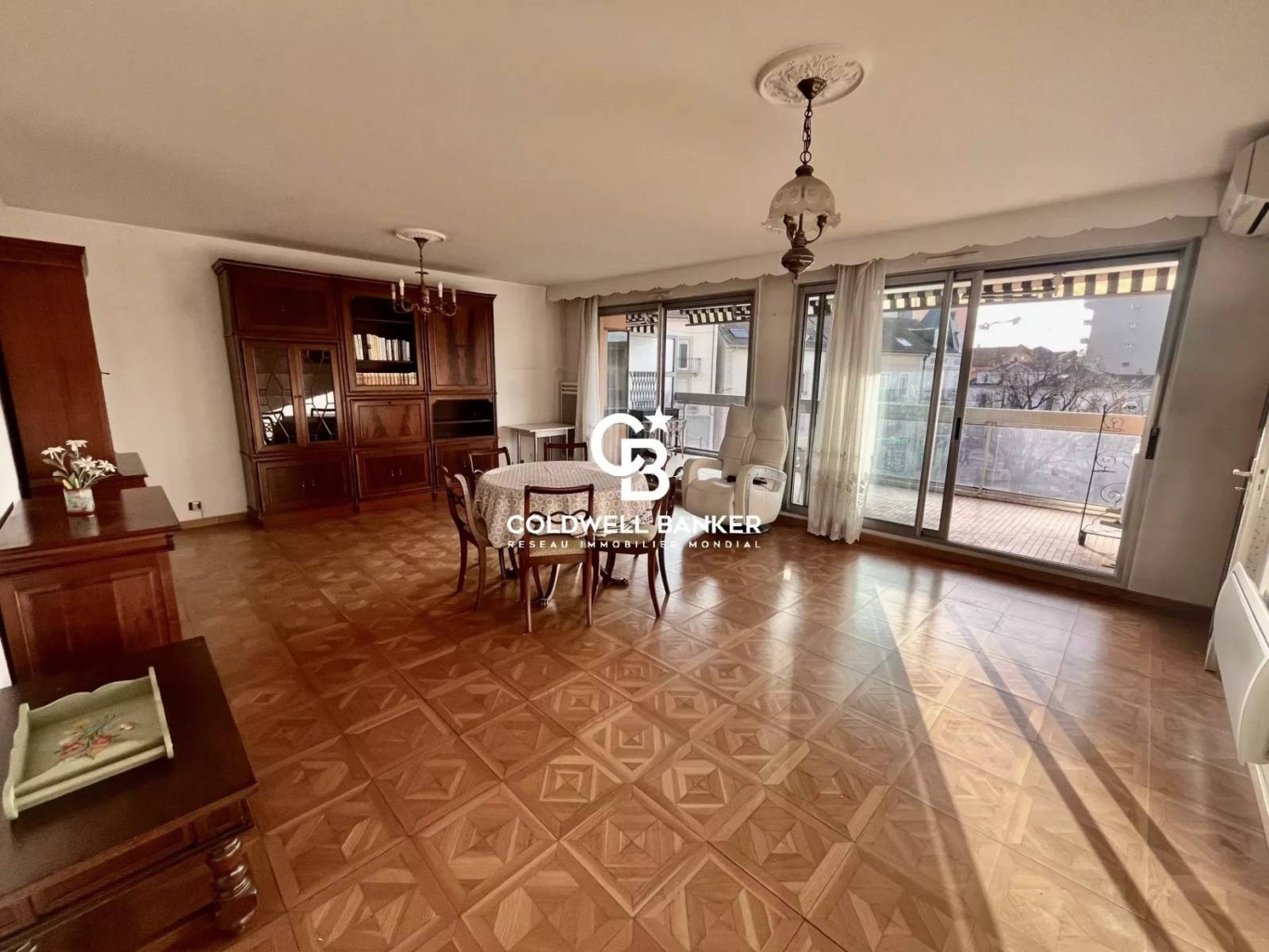 Grand appartement 4 pièces avec garage - 74100 Annemasse