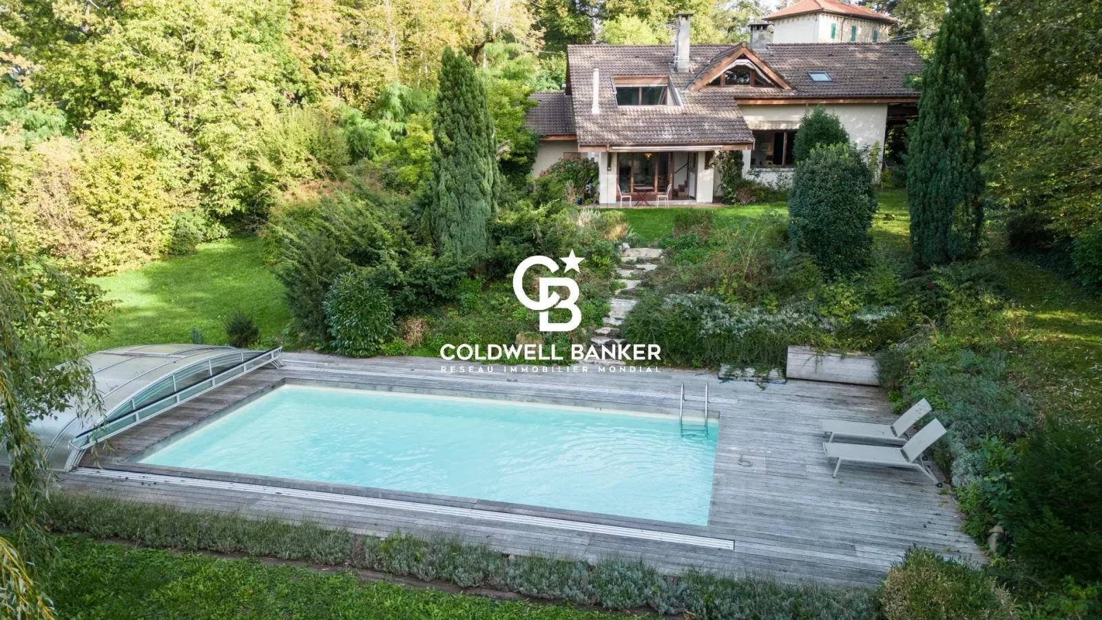 Vente belle maison de 6 pièces avec piscine 74100 - Vétraz Monthoux