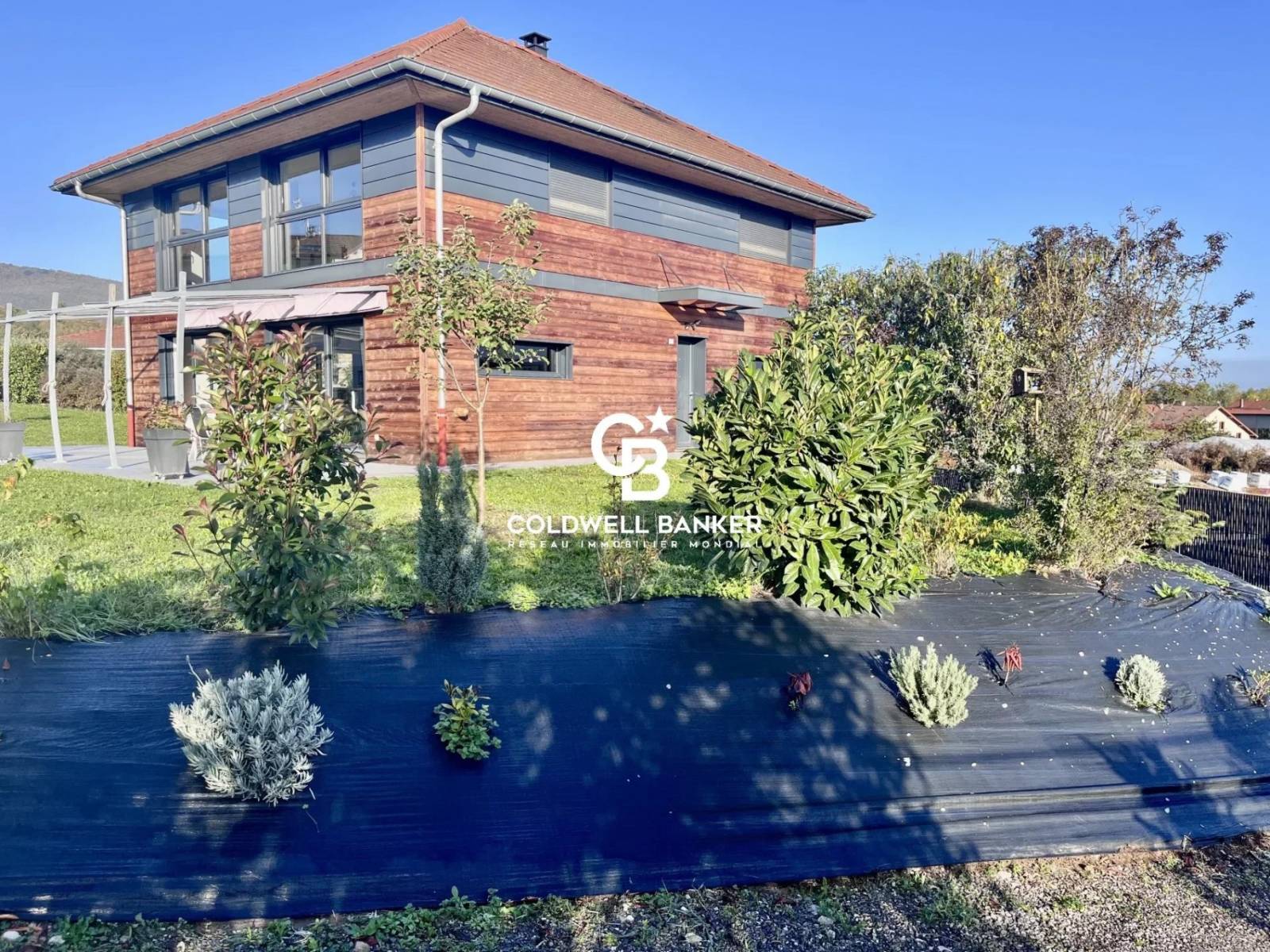 Maison 6 pièces avec jardin à louer Reignier - 74930