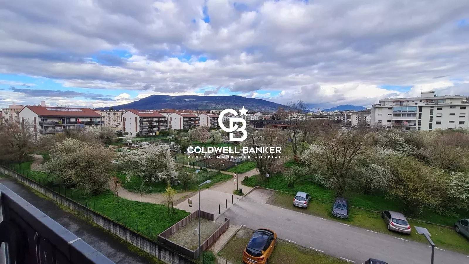 Appartement 2 pièces avec balcon proche gare - Annemasse 74100
