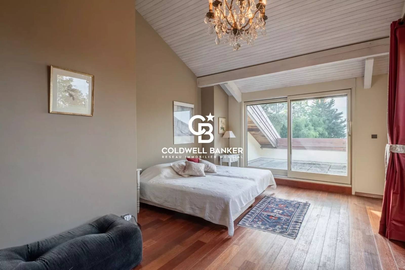 Vente belle maison de 6 pièces avec piscine 74100 - Vétraz Monthoux