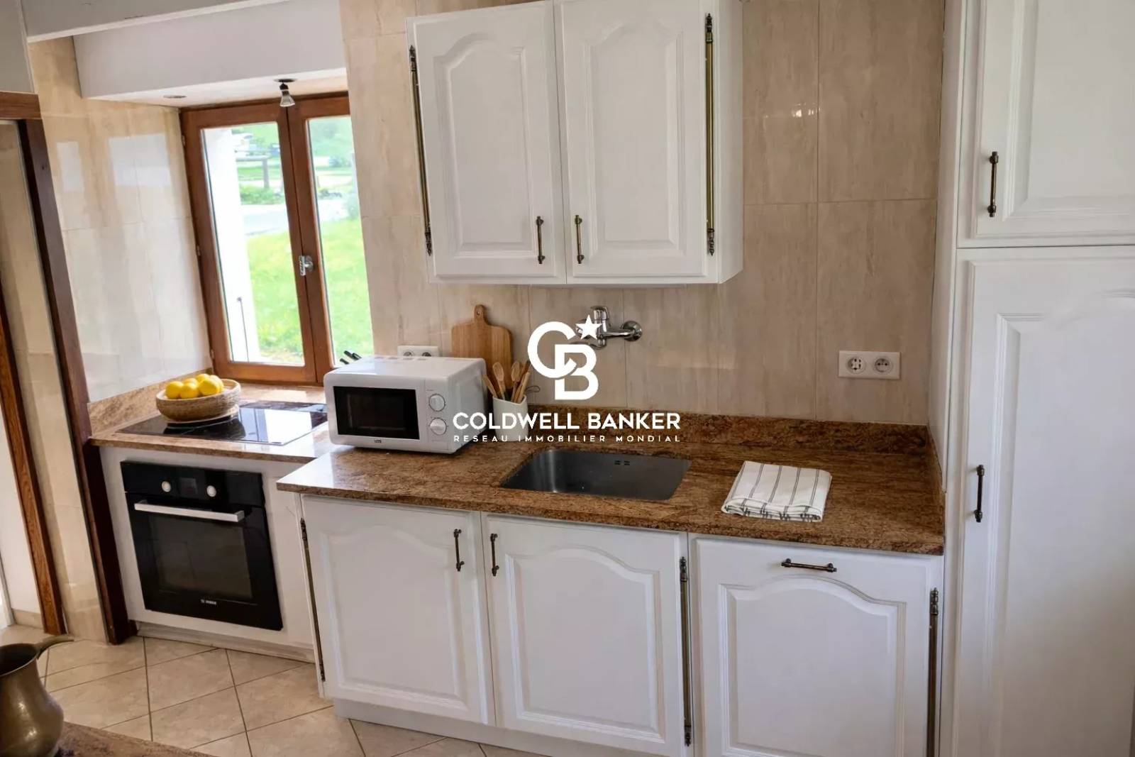 Maison de village avec vue dégagée sur le Lac Léman – 110 m² – Saxel