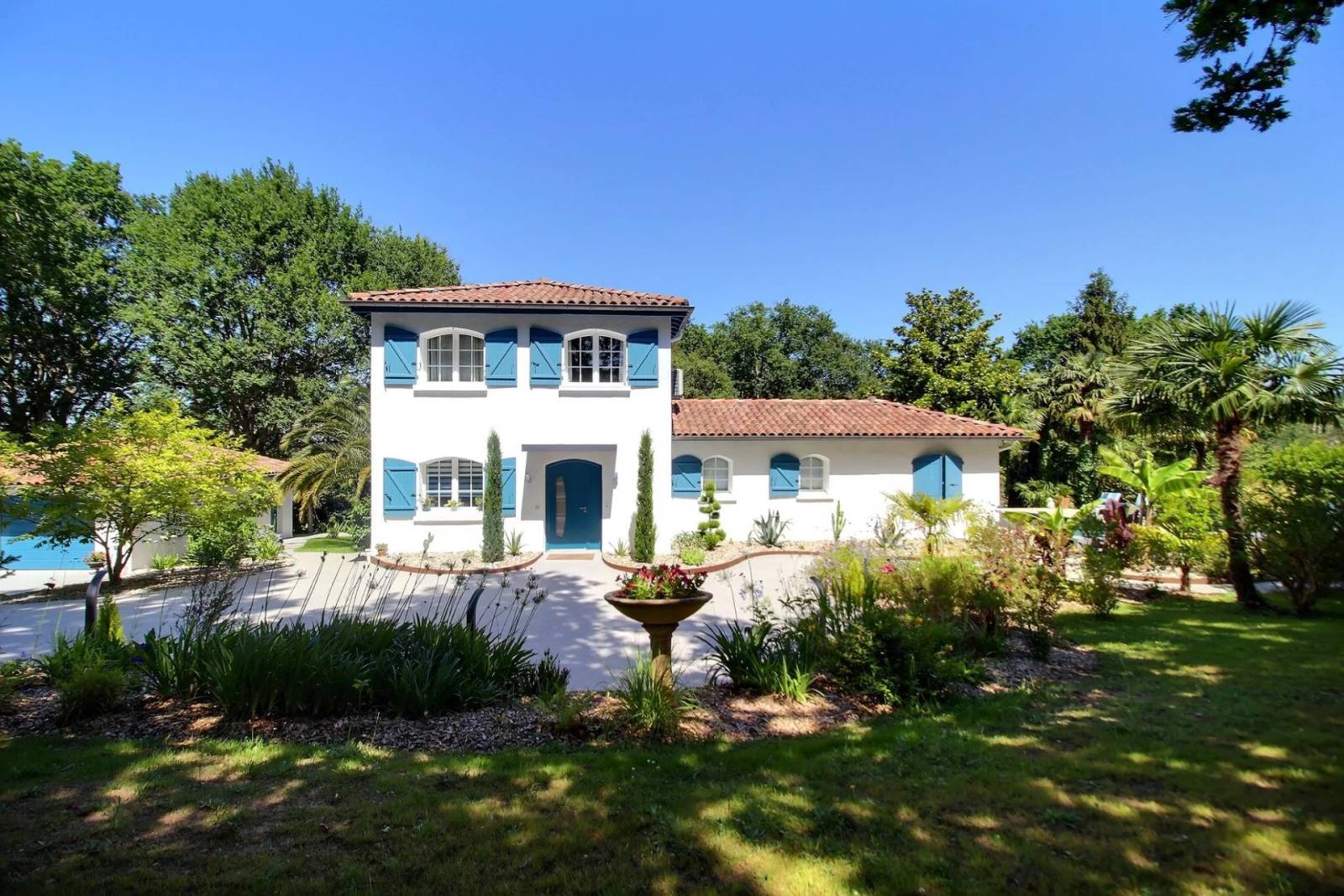 Maison de prestige avec parc arboré et piscine – Arcangues