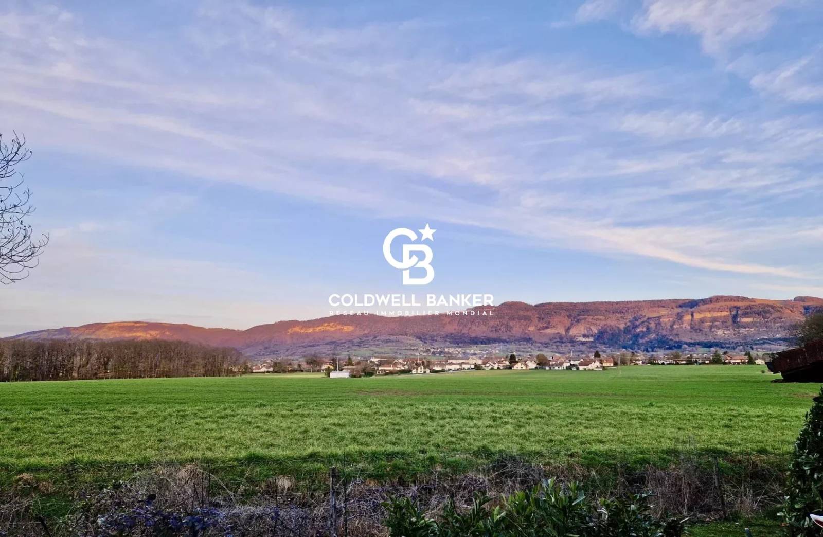 Terrain avec 2 maisons à coté de Genève - Feigères 74160