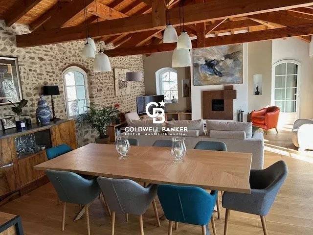 A vendre demeure d'exception entourée d'un parc à Arcangues 64200