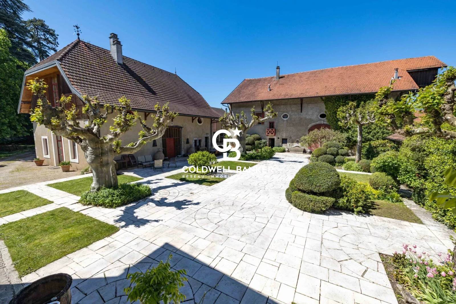 Vente Magnifique Propriété avec un parc aux Portes de Genève - Reignier 74930