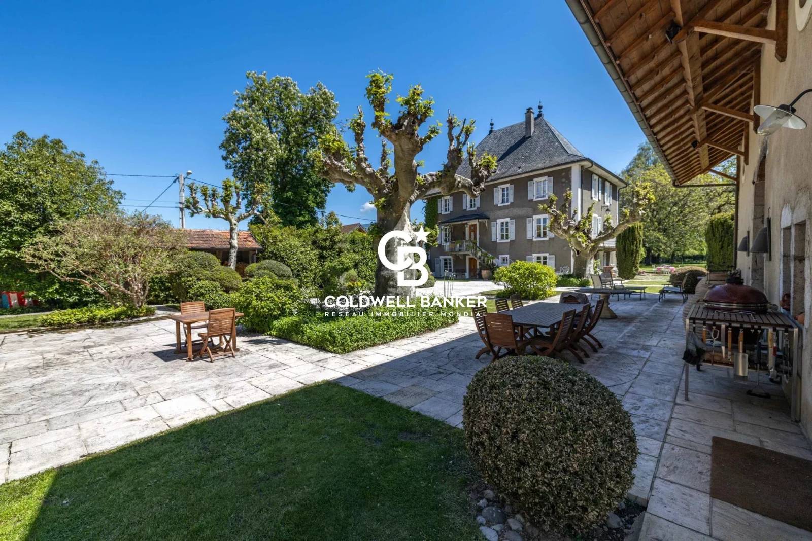 Vente Magnifique Propriété avec un parc aux Portes de Genève - Reignier 74930