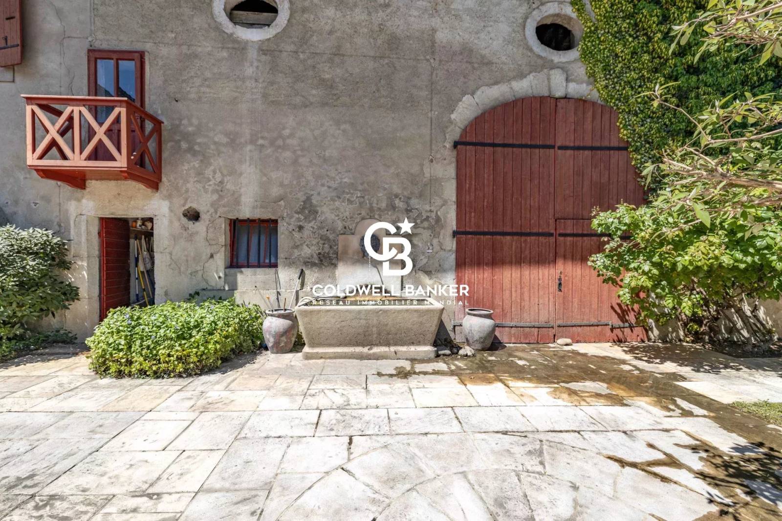 Vente Magnifique Propriété avec un parc aux Portes de Genève - Reignier 74930