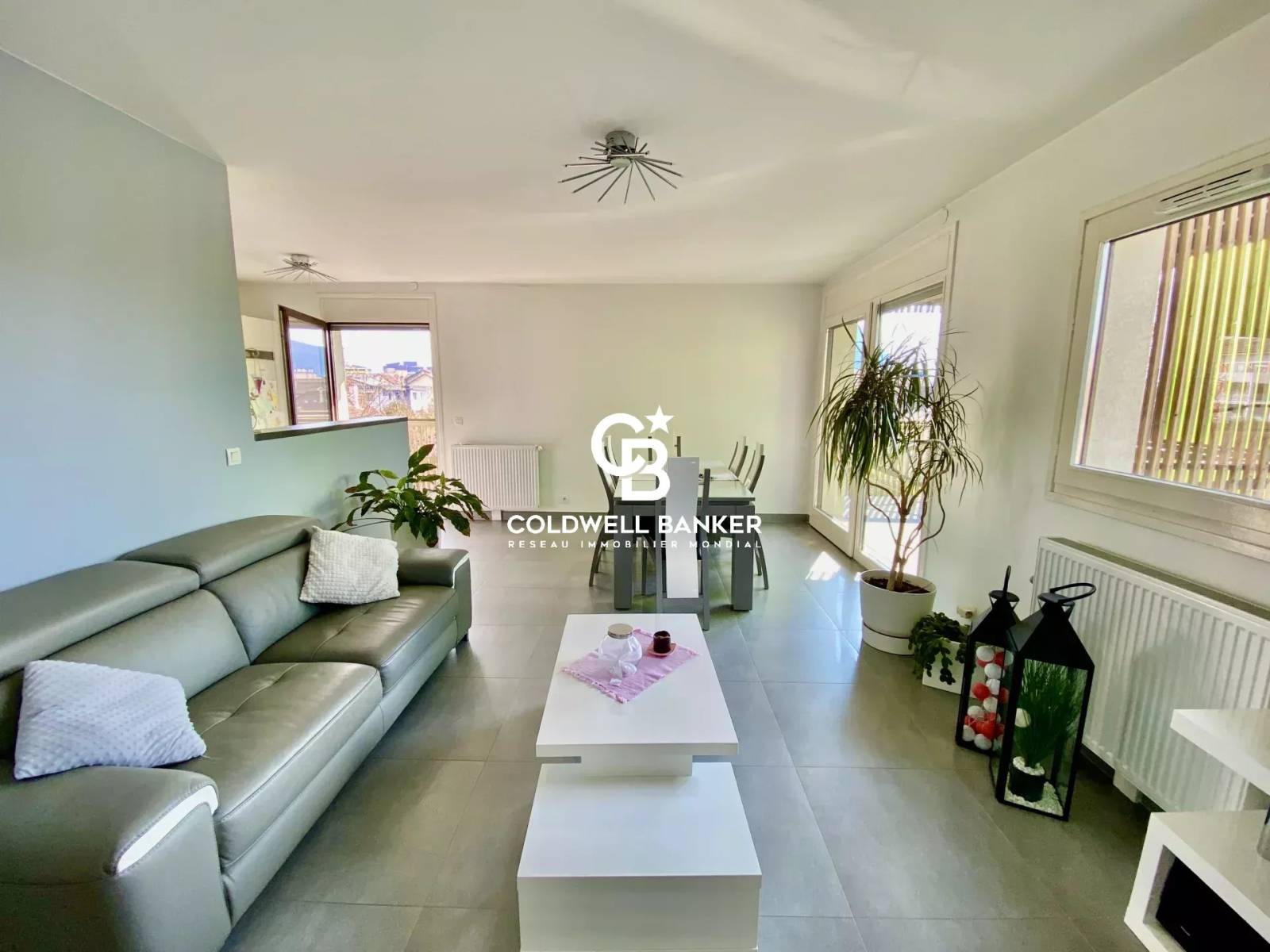 A VENDRE Appartement T4 avec terrasse et garage à Annemasse 74100