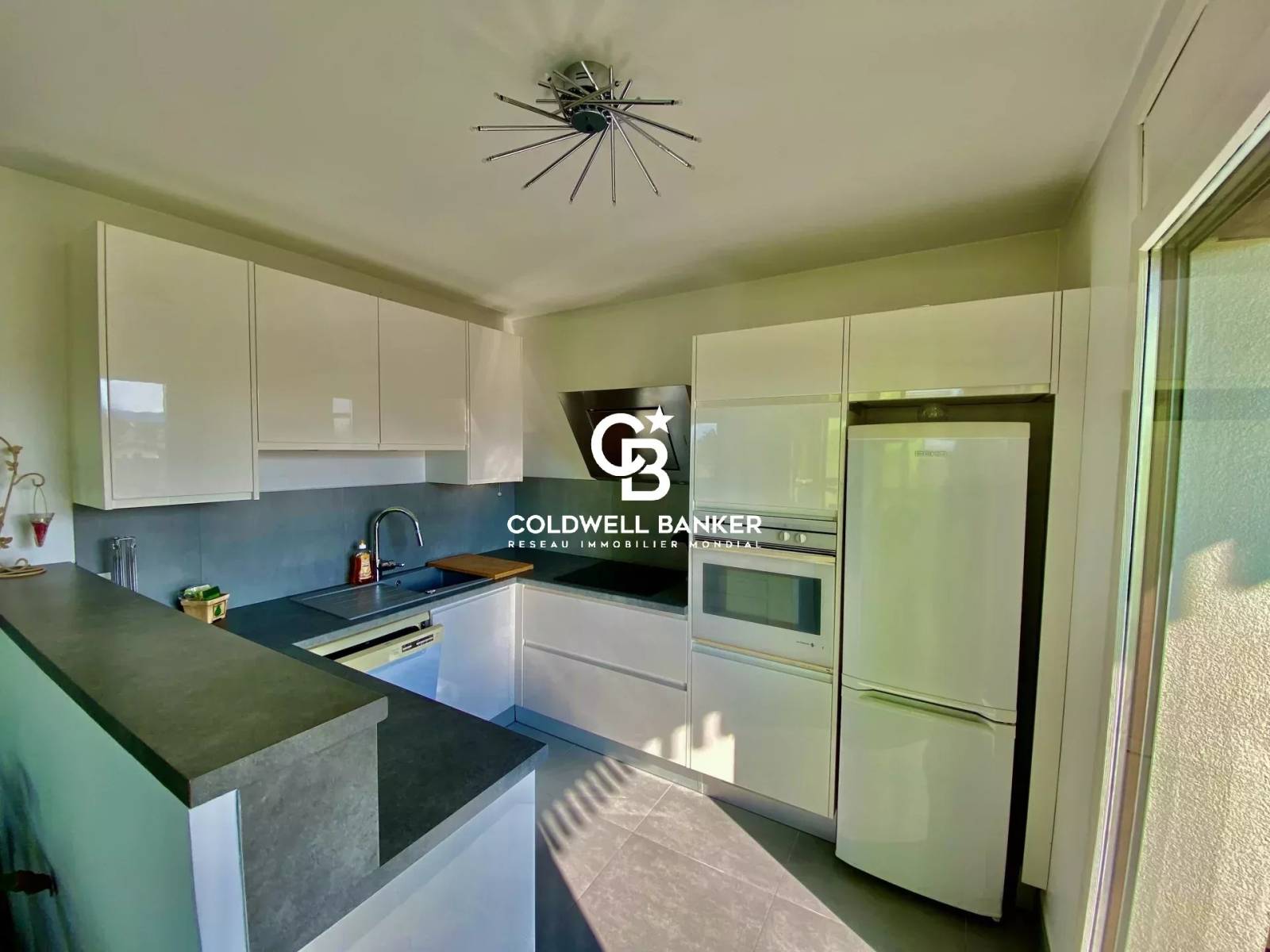 A VENDRE Appartement T4 avec terrasse et garage à Annemasse 74100