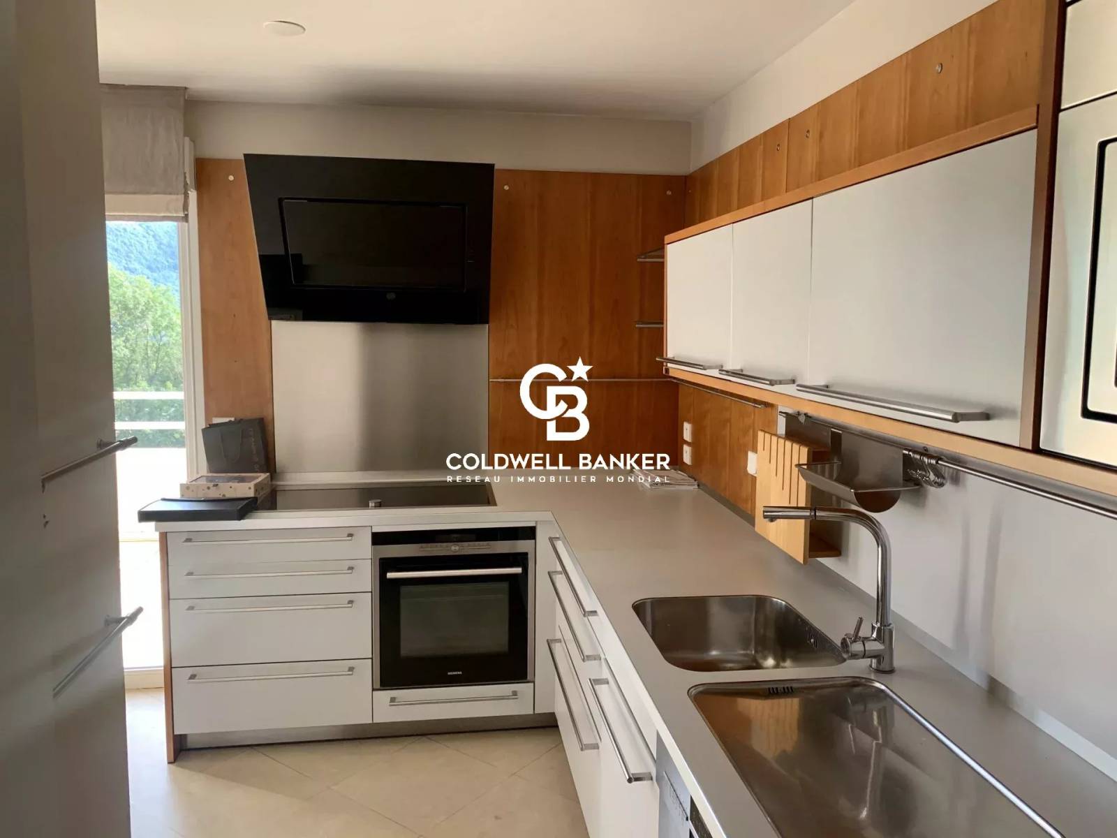 Acheter un magnifique attique avec vue au calme - 3 garages - Résidence de prestige à Annemasse 74100