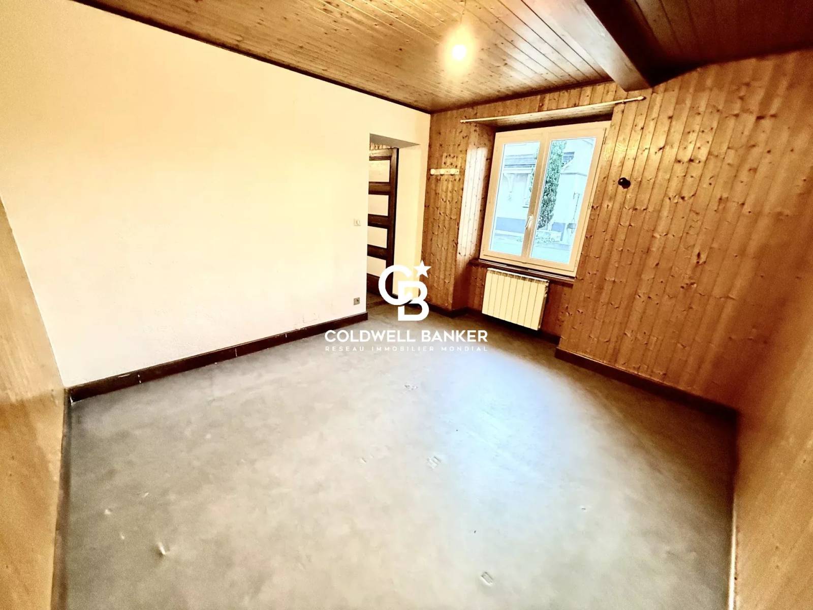 A vendre grand T2 à St Cergues 74140