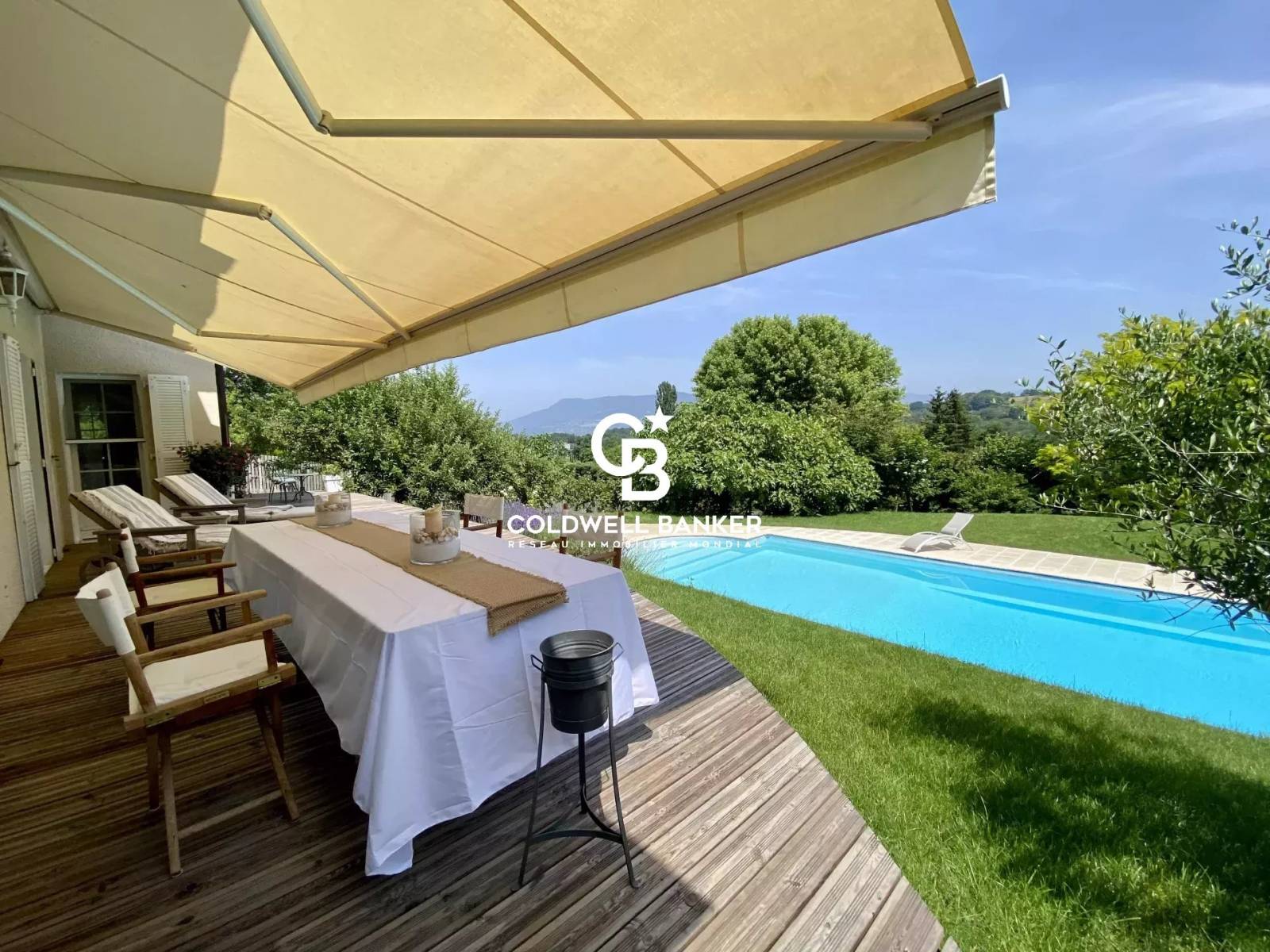 Acheter une très belle maison avec piscine et vue Montagnes - Monnetier Mornex 74560