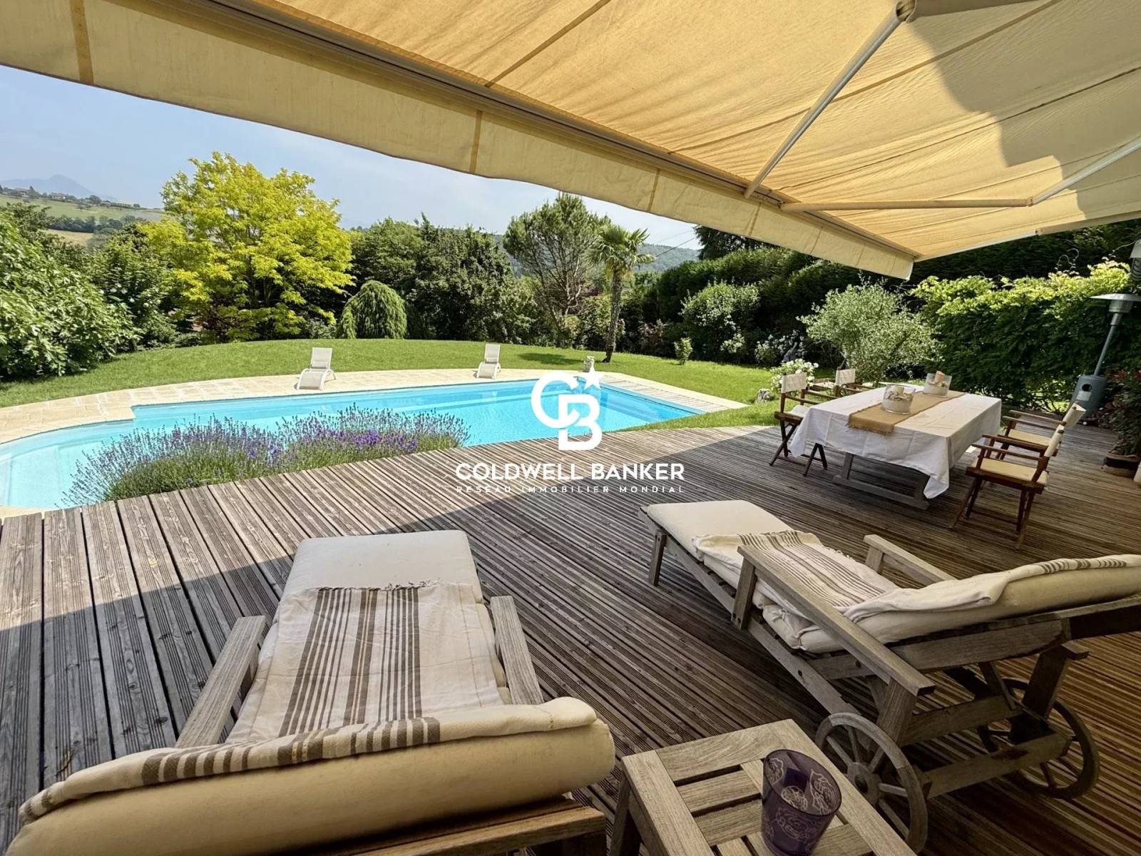 Acheter une très belle maison avec piscine et vue Montagnes - Monnetier Mornex 74560