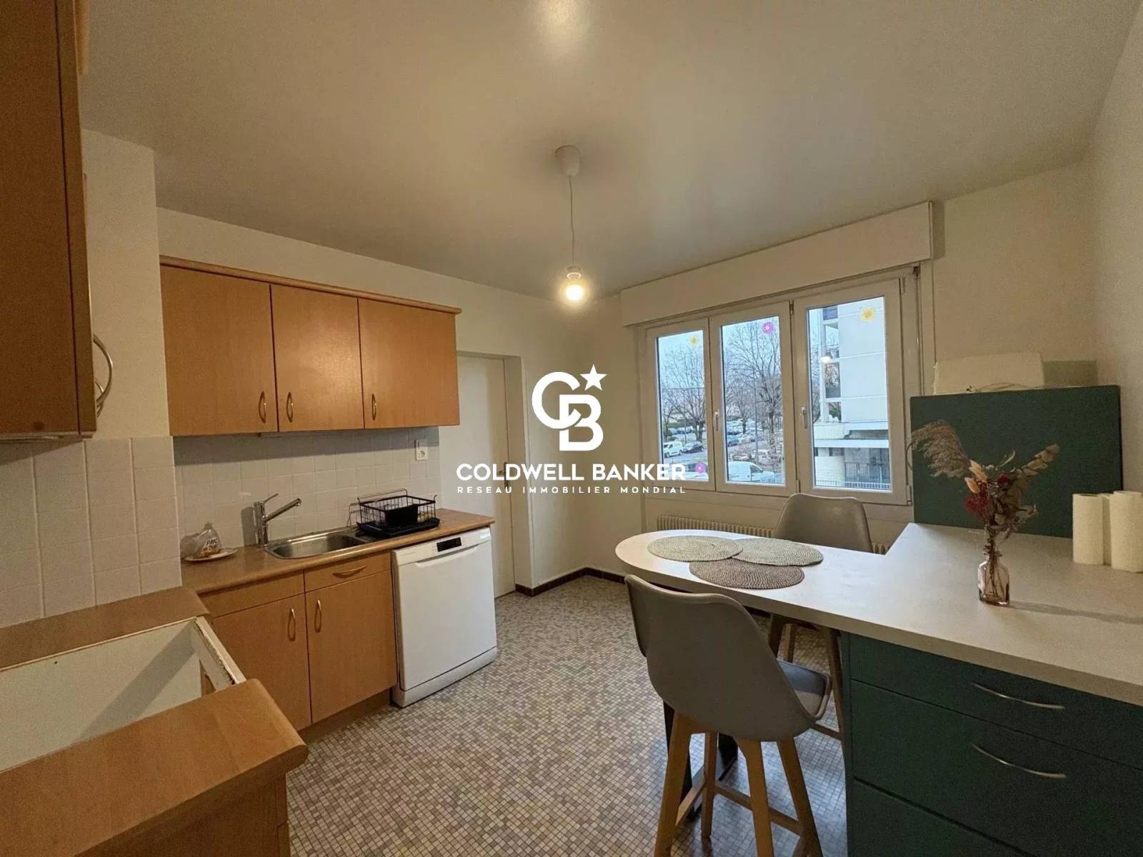 À VENDRE - Bel appartement 3 pièces traversant - Annemasse 74100