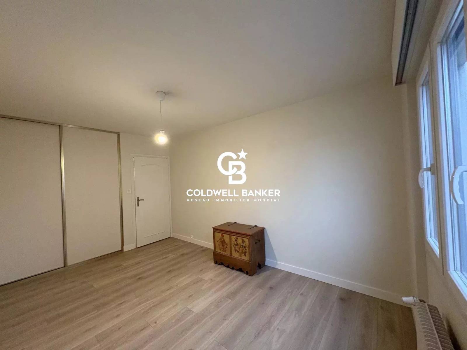 À VENDRE - Bel appartement 3 pièces traversant - Annemasse 74100