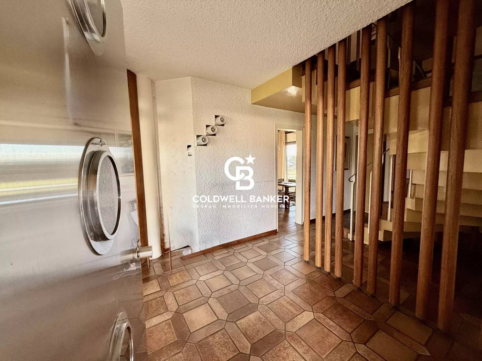 Maison familiale à Fillinges avec grand terrain, vue dégagée et environnement verdoyant 74250