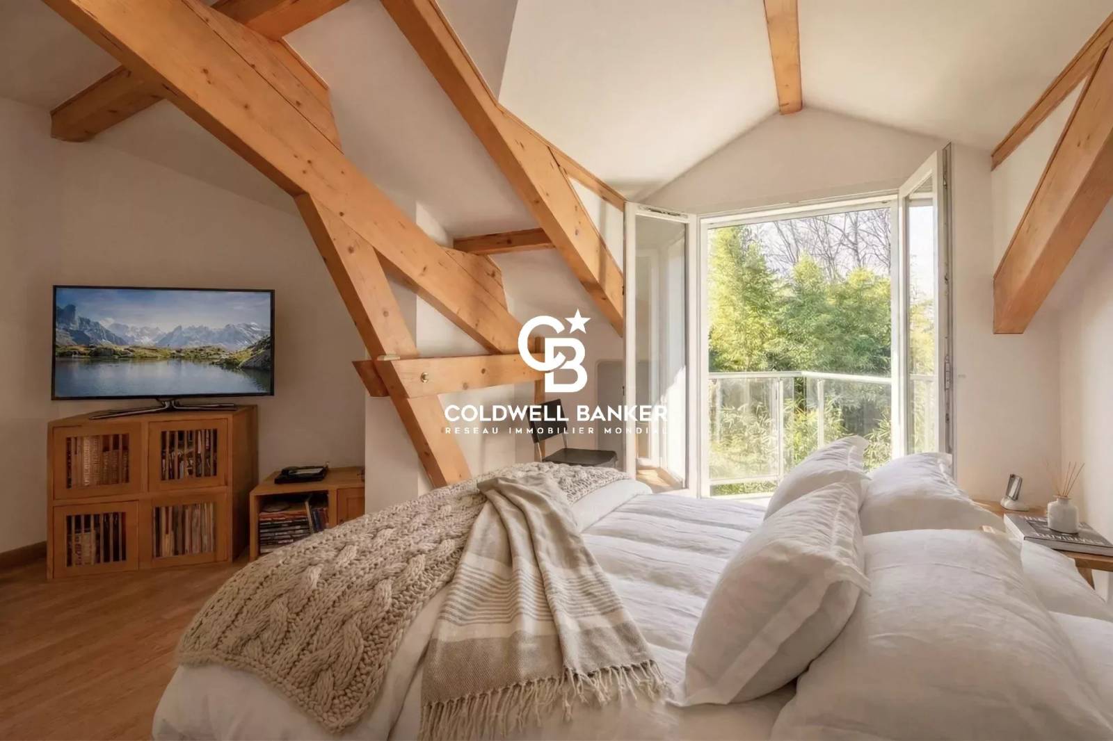 Cadre d'exception à Messery - Villa d'architecte avec vue lac