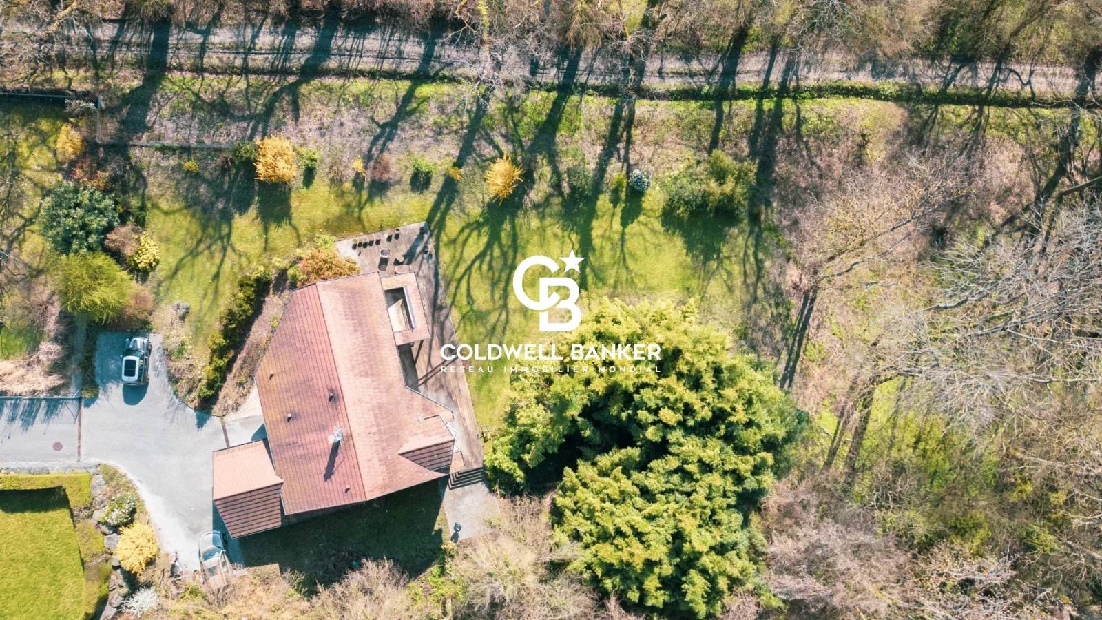 Cadre d'exception à Messery - Villa d'architecte avec vue lac