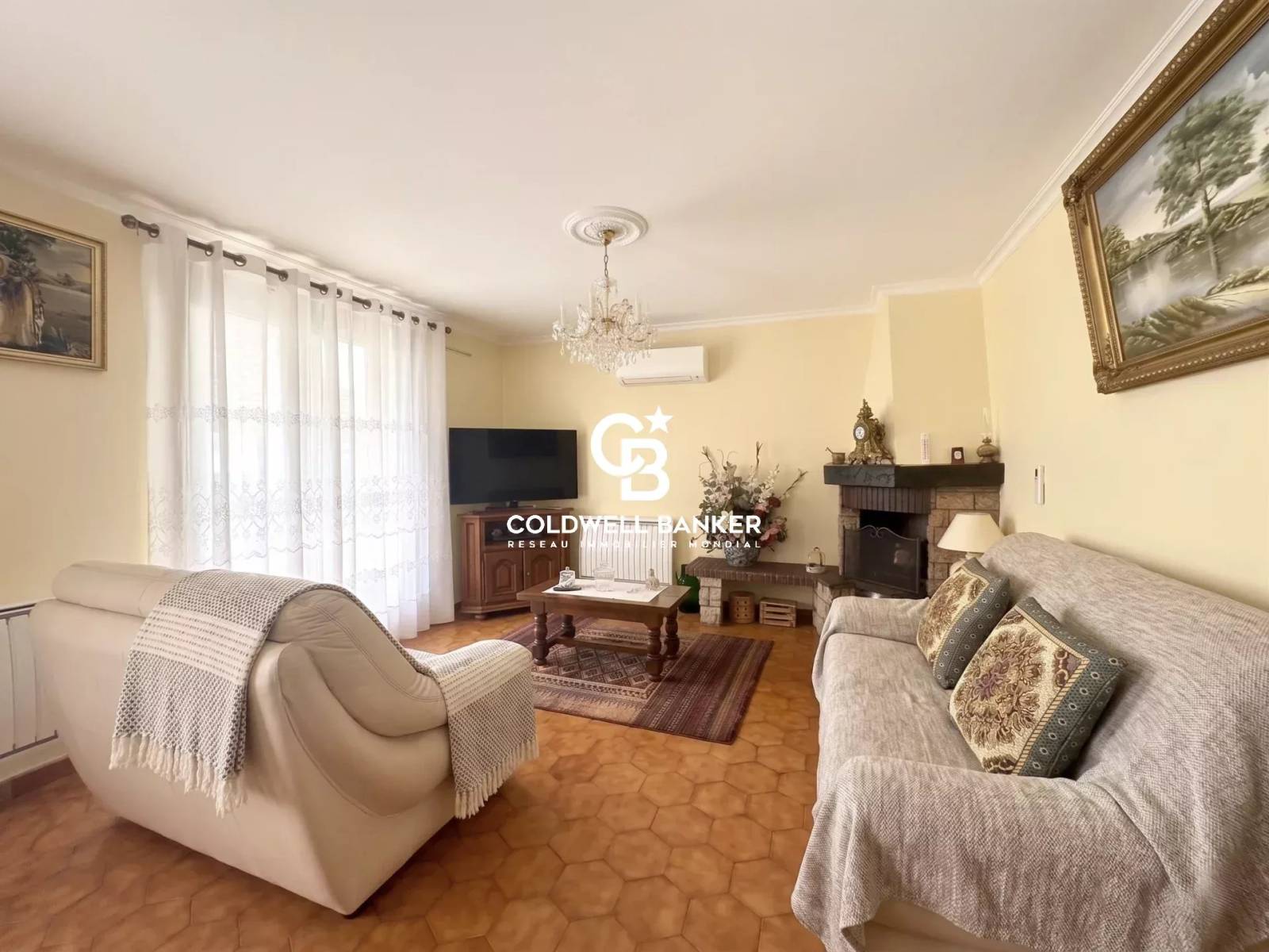 Vétraz-Monthoux - Maison familiale de 145 m² au calme avec terrain piscinable