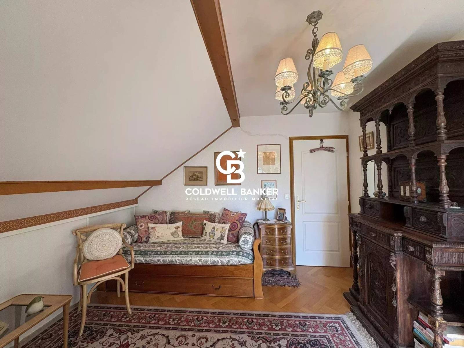 Chens-sur-Léman - Charme anglais avec jardin piscinable à deux pas du lac