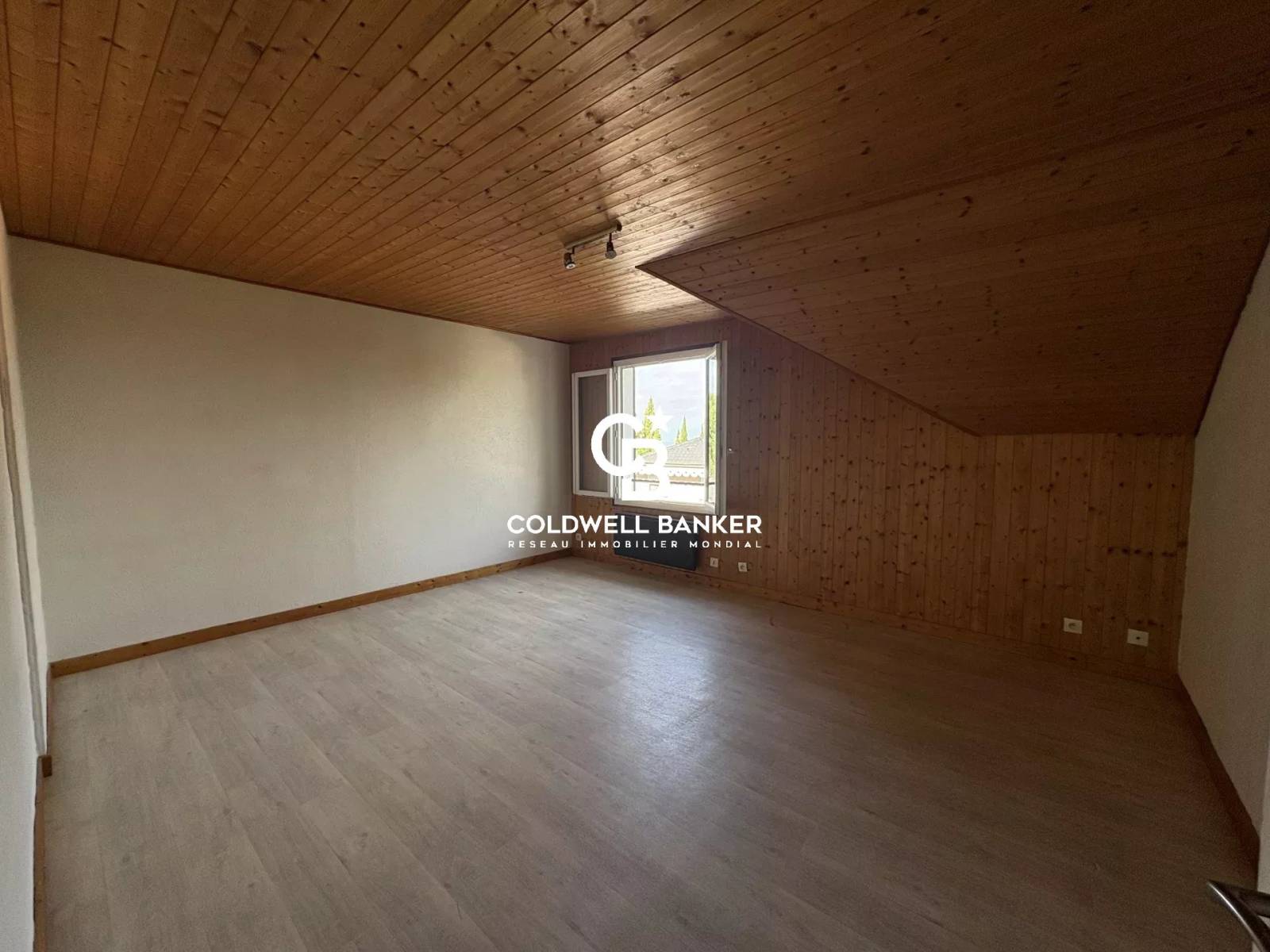 T2bis à vendre à St Cergues 74140 proche suisse