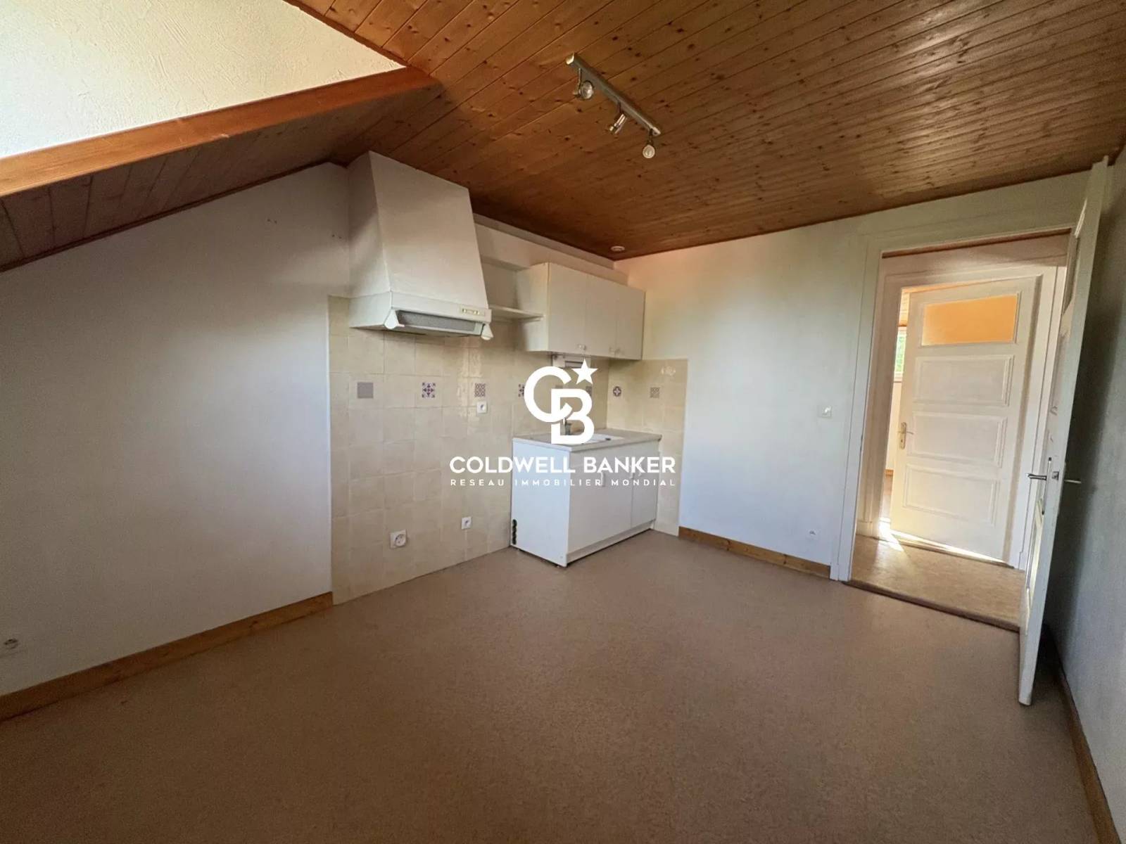 T2bis à vendre à St Cergues 74140 proche suisse