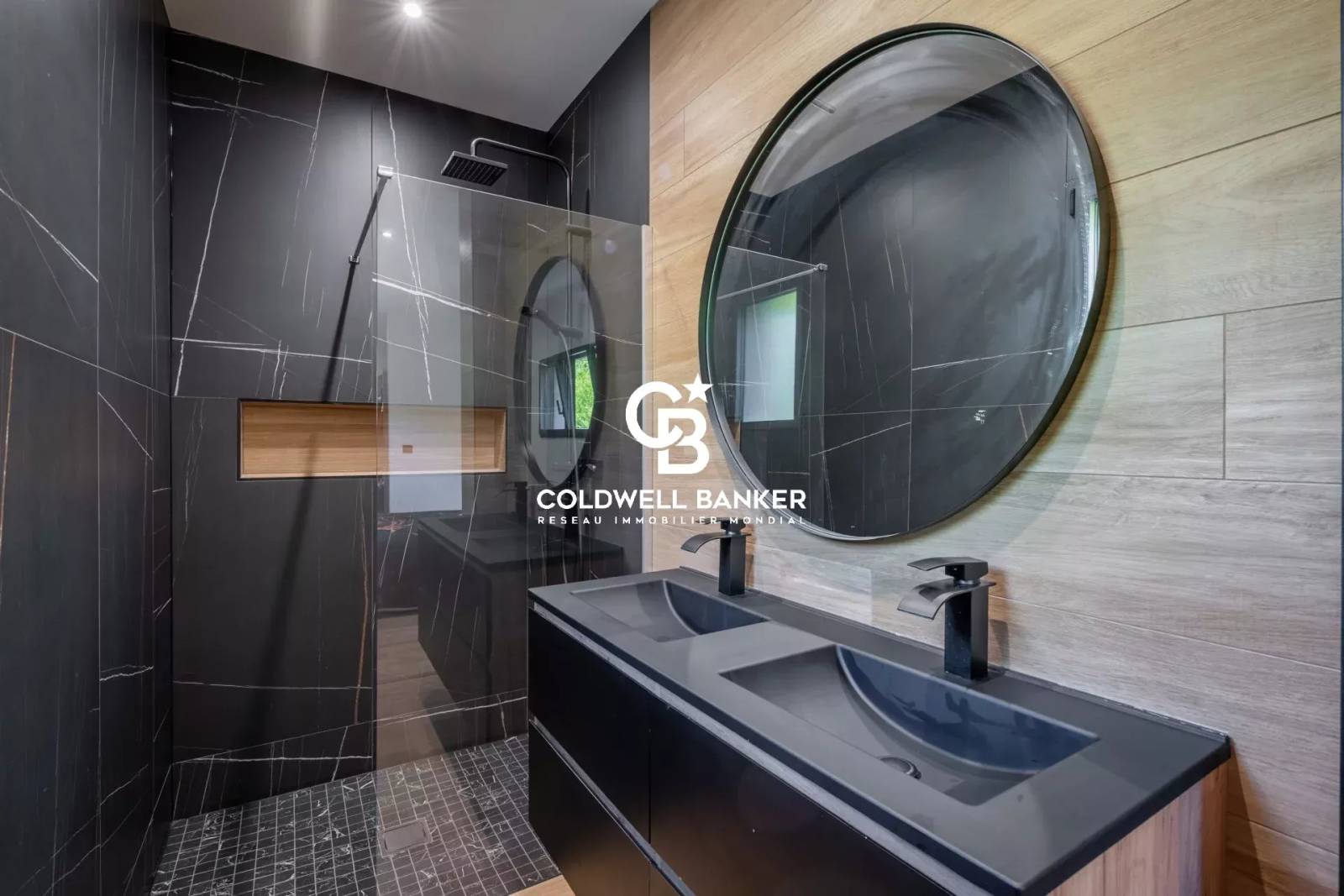 Villa d'exception à vendre à Cranves Sales proche Genève 74380