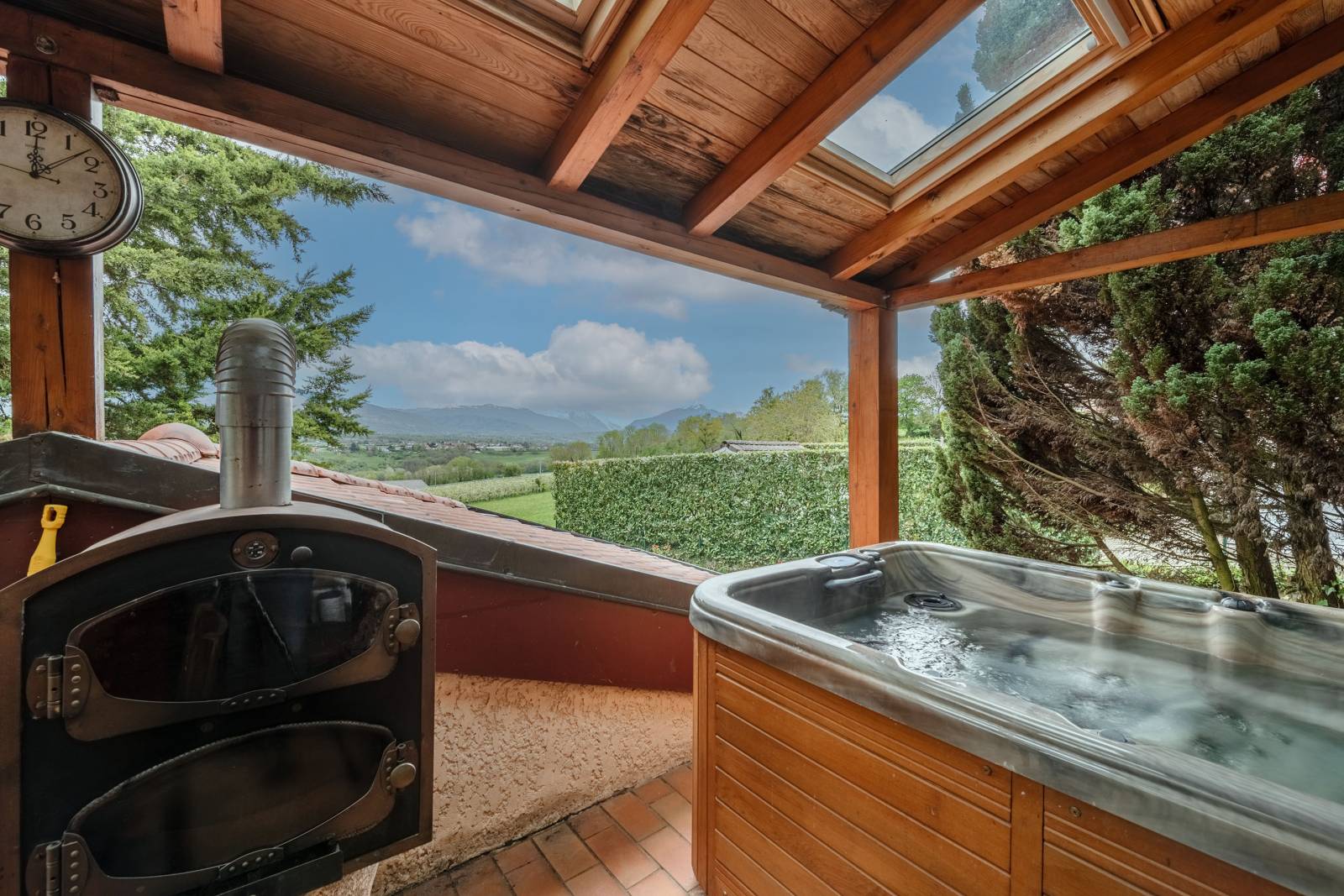 Maison familiale d’exception avec piscine, jacuzzi et vue sur golf – Reignier-Esery 74930