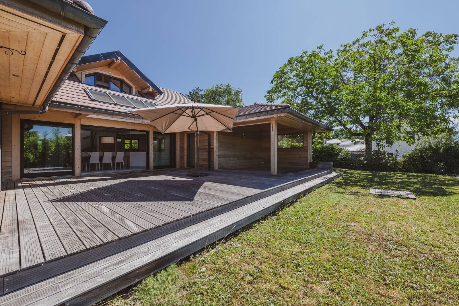 À VENDRE – Maison de 200 m² + terrasse, vue Salève à Bonne